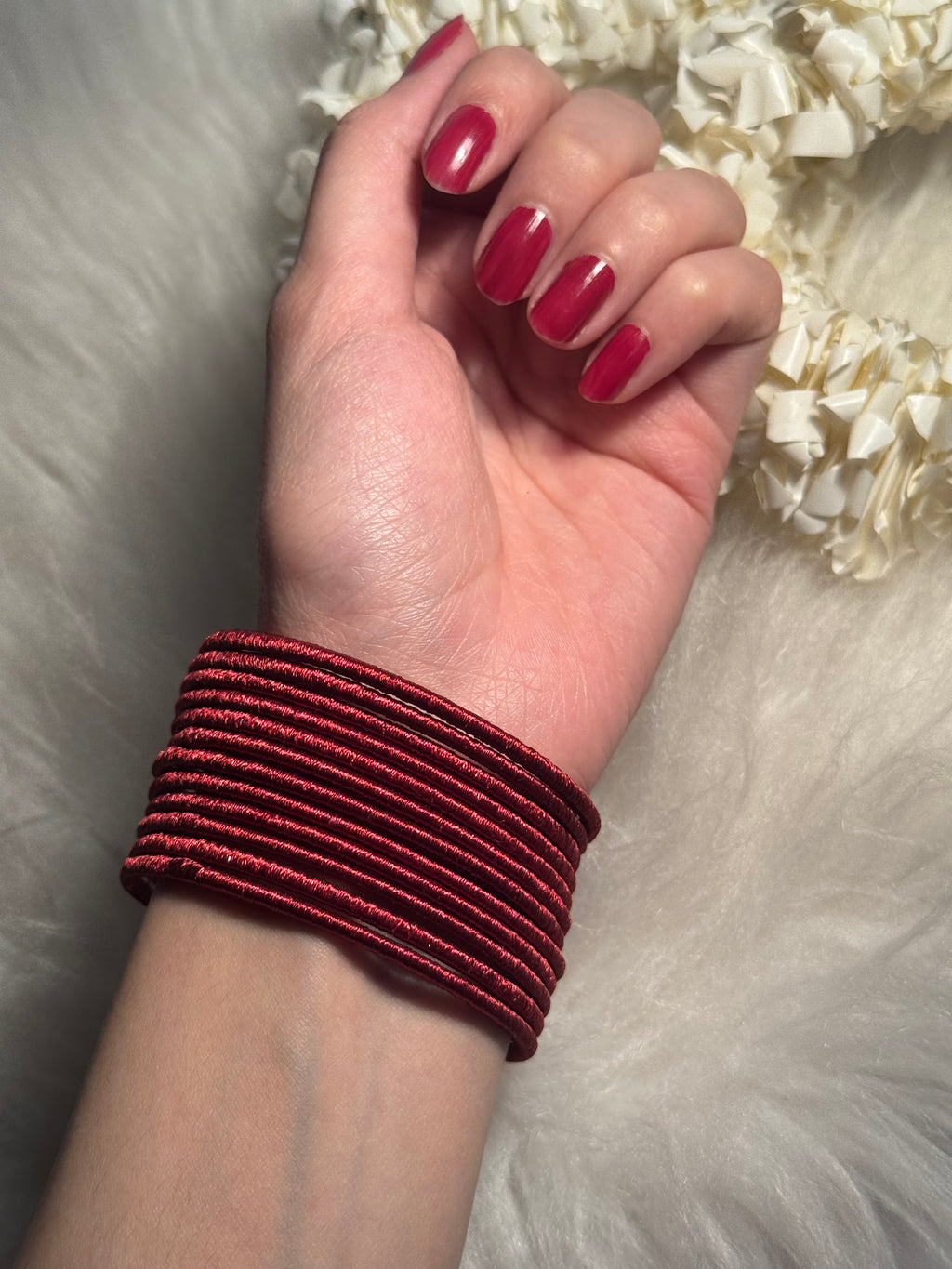 thread bangles maroon