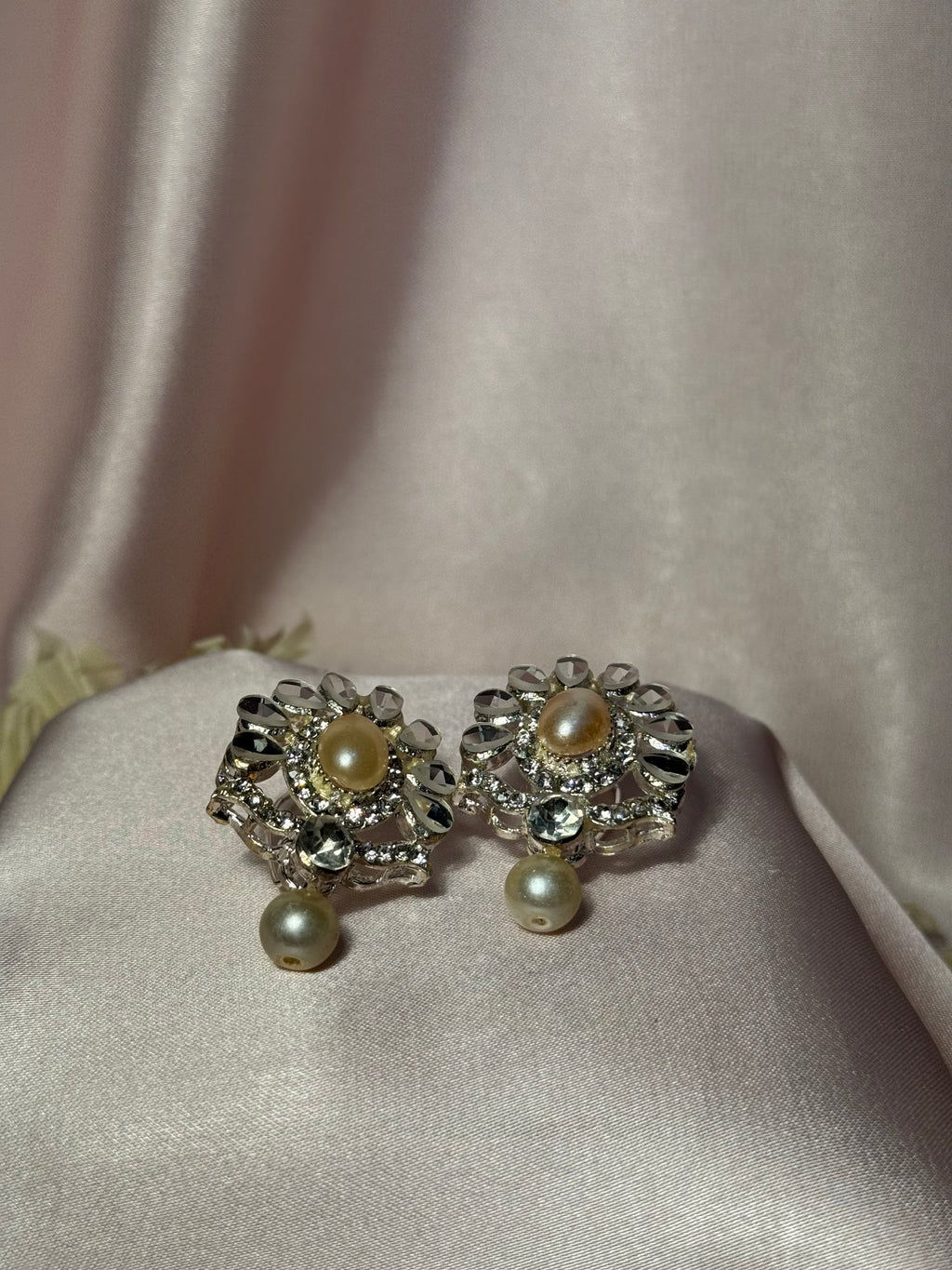 Mehrani earrings - silver - rozana collection