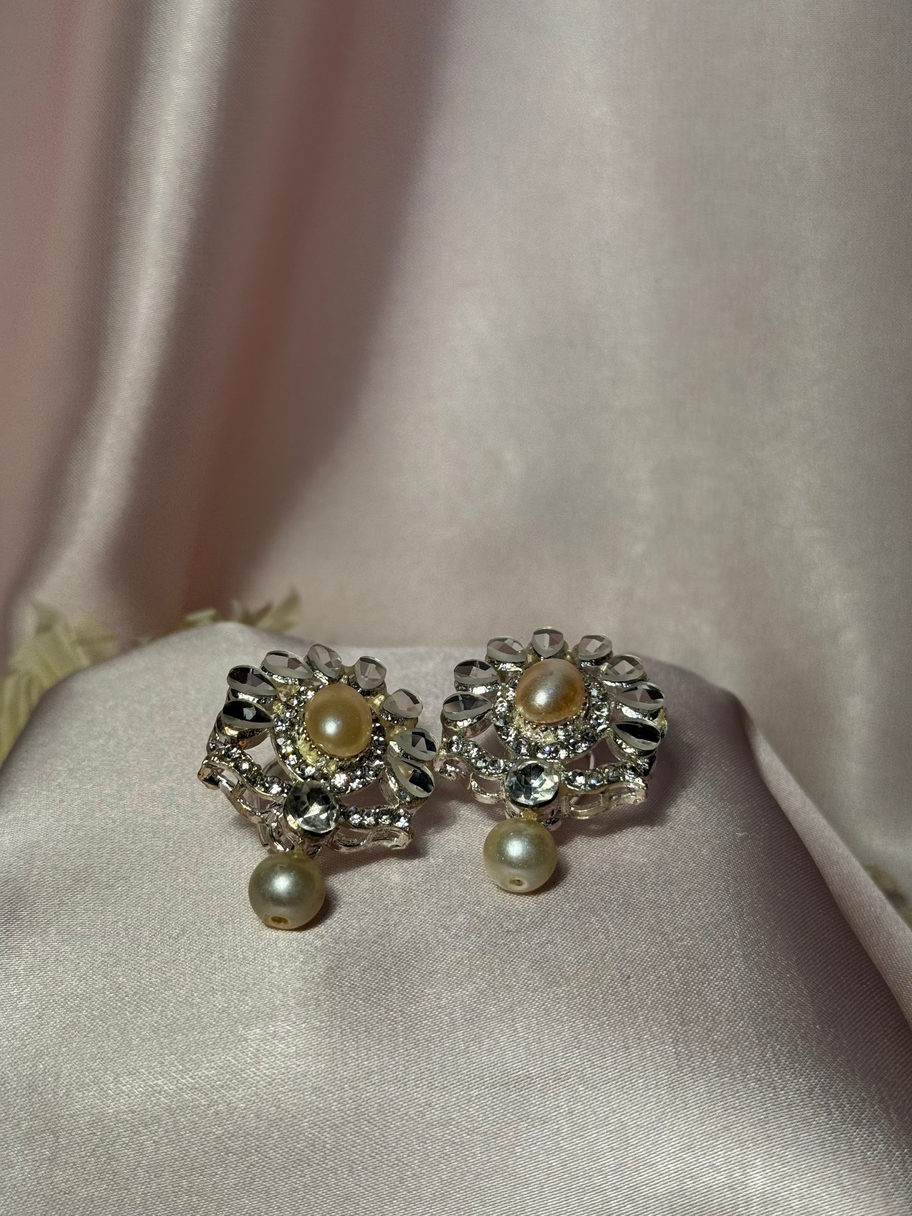 Mehrani earrings - silver - rozana collection