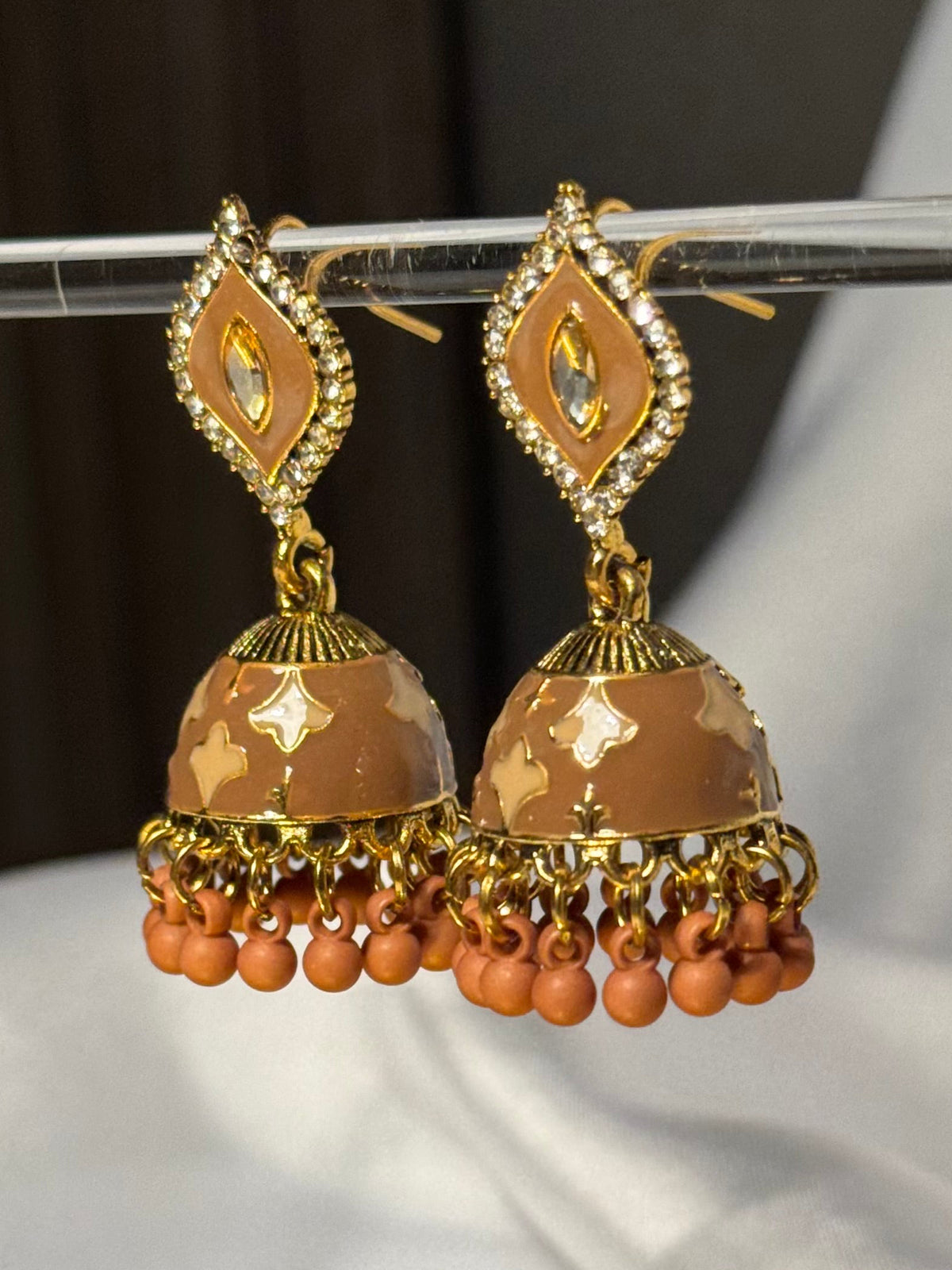Patti Rang-e-desi brown