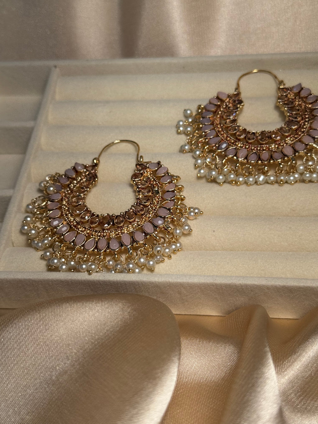 Mahrani earrings- peach