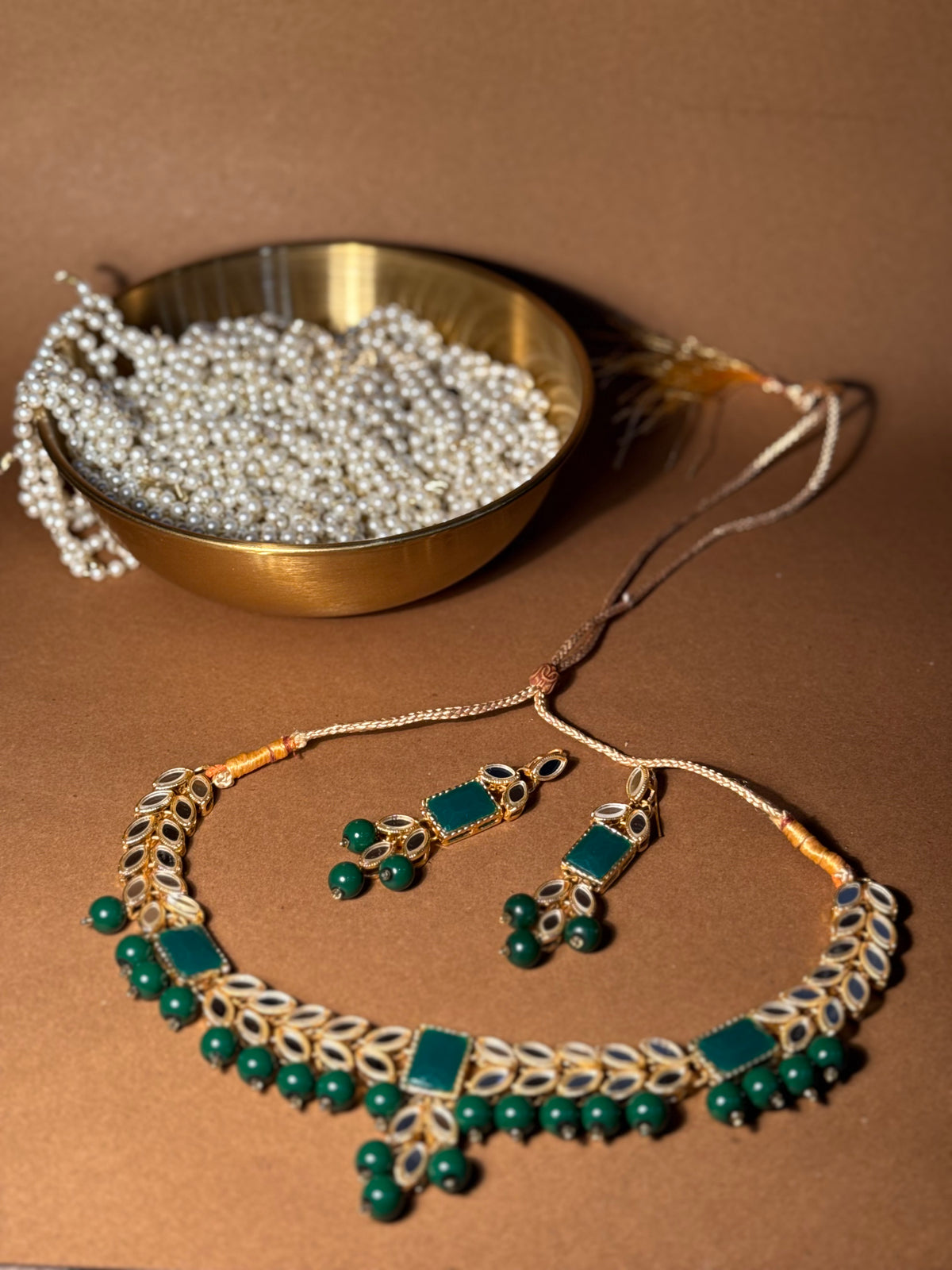 Kundan sheesha - green