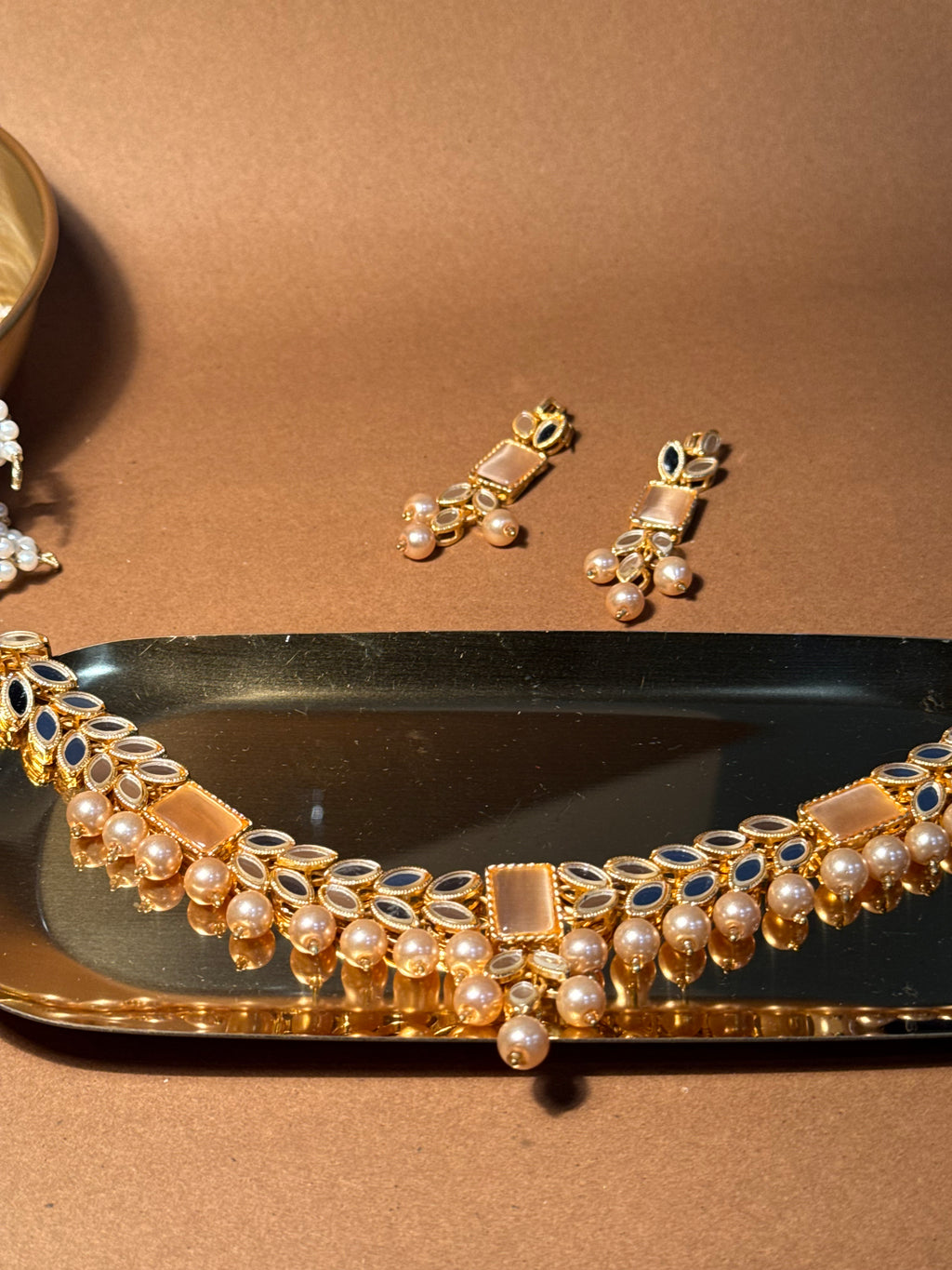 Kundan sheesha - beige
