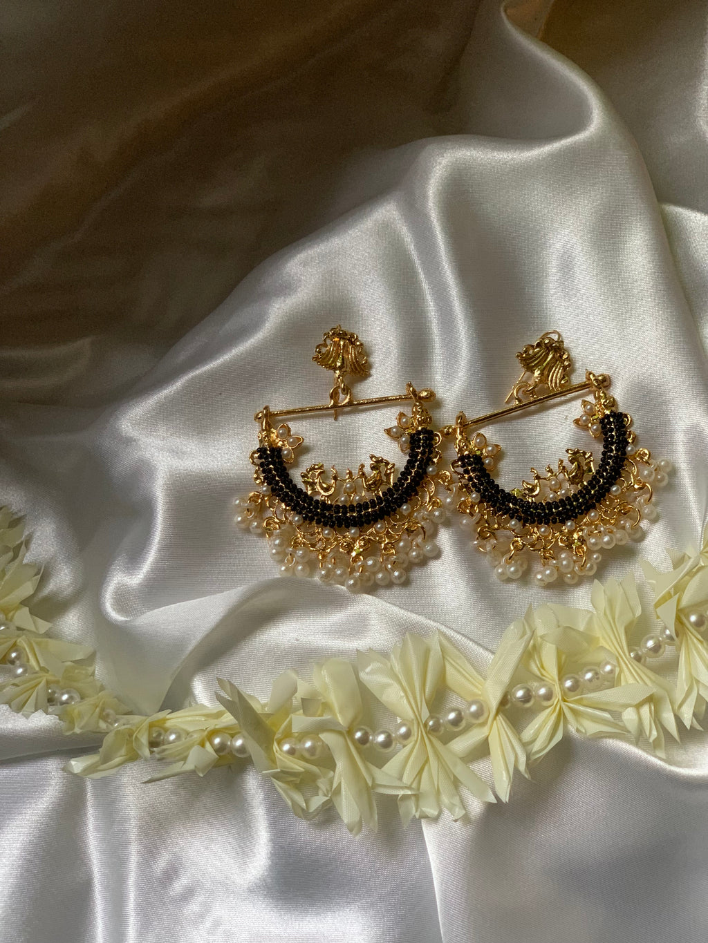 Peacock Earrings - Black