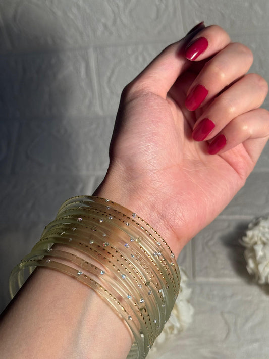 Raindrop bangle (4) - off white