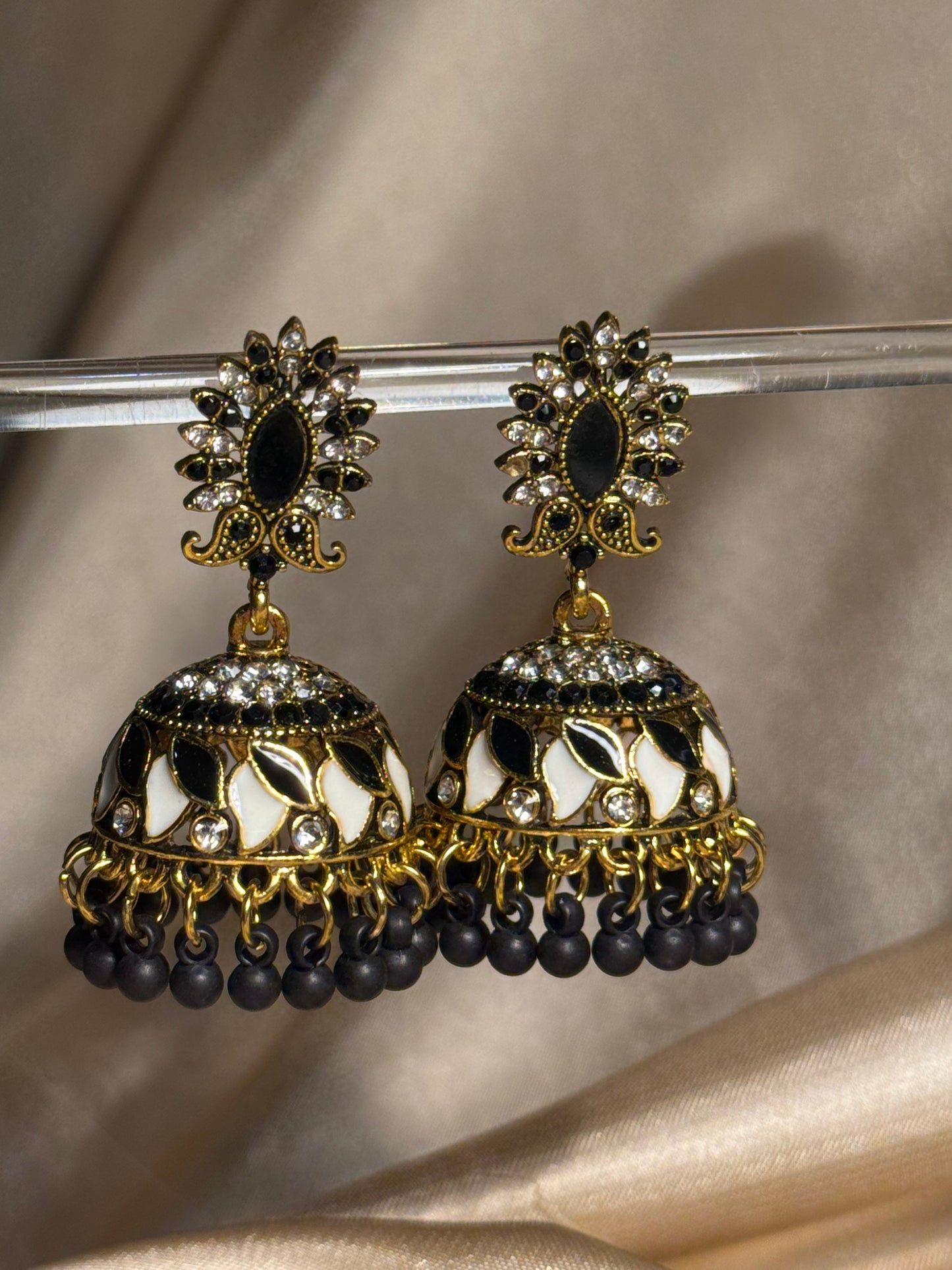 Dil kash jhumkay khass collection-gold and black