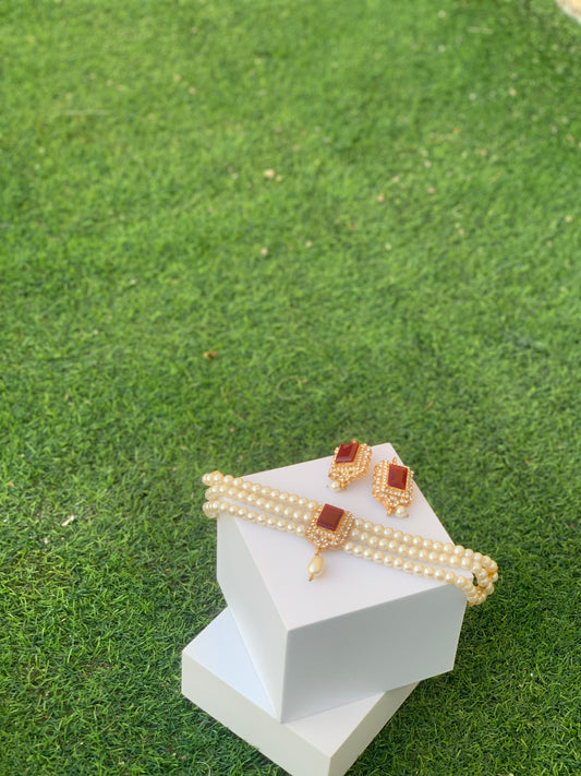 Moti Choker with earrings - Maroon