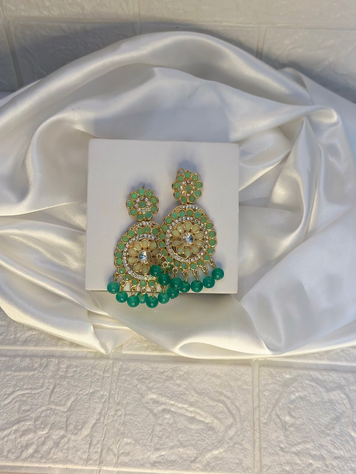 Mah-e-Noor (sea green)