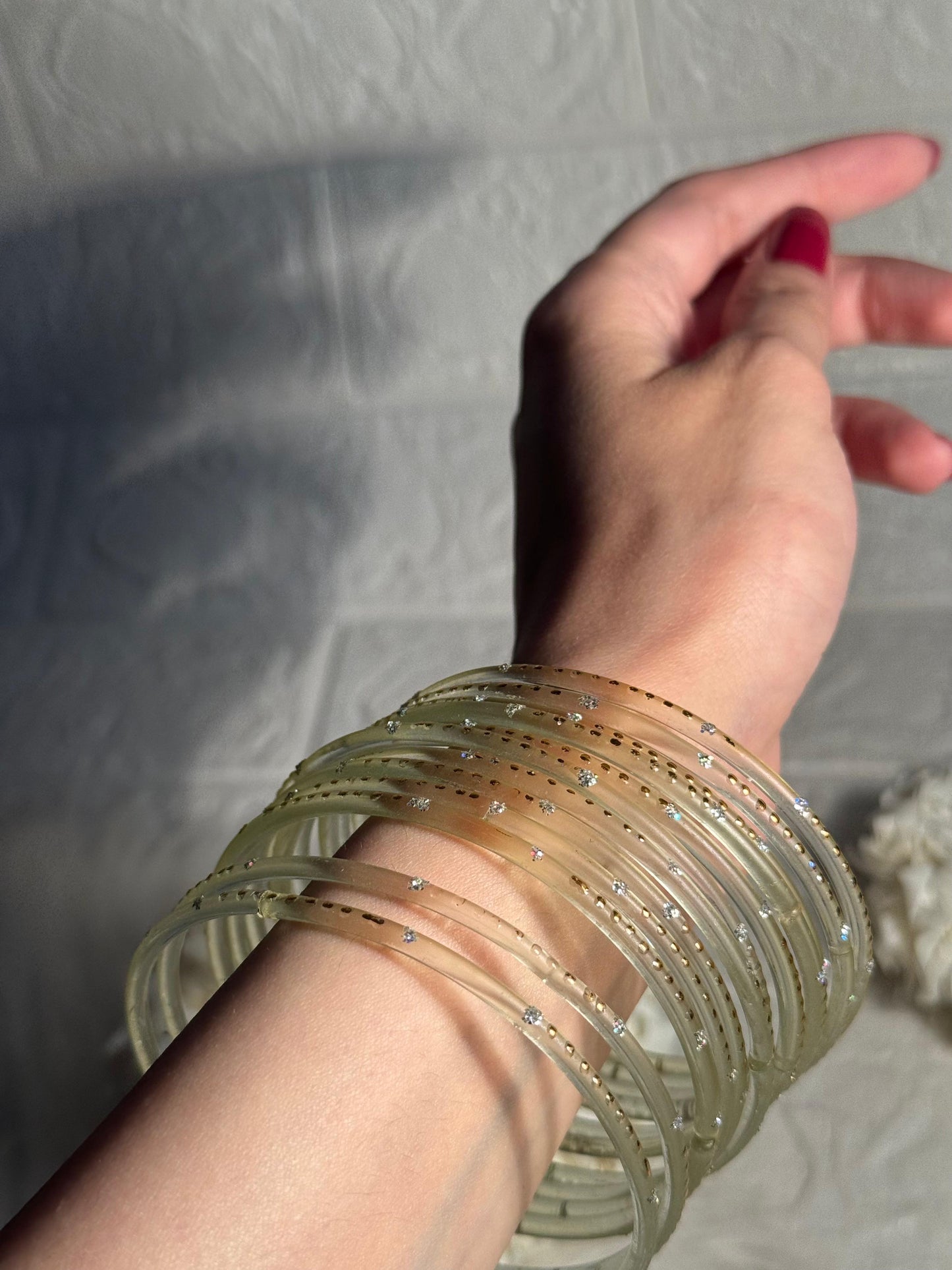 Raindrop bangle (4) - off white