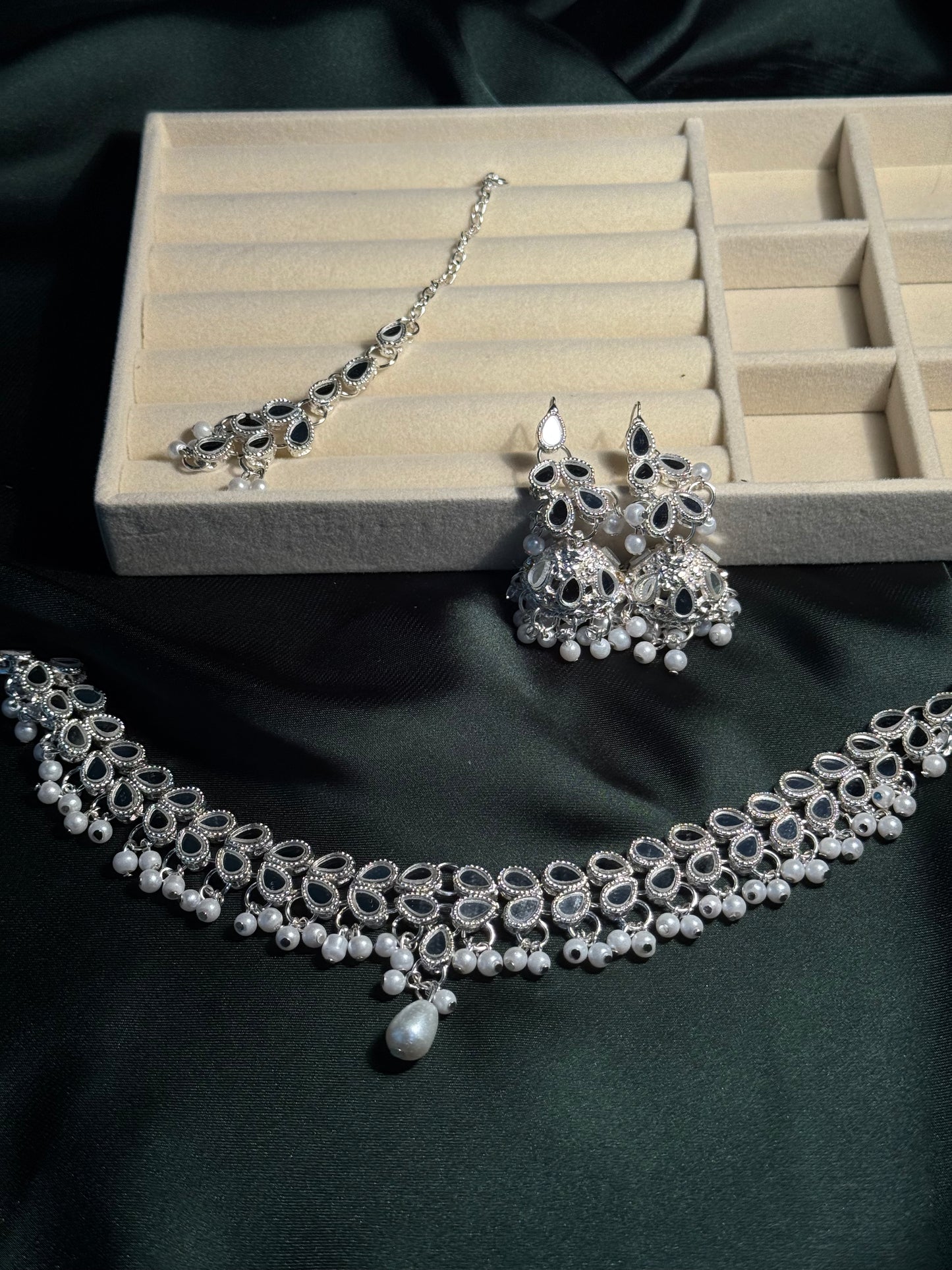 Sitara Pearl Set