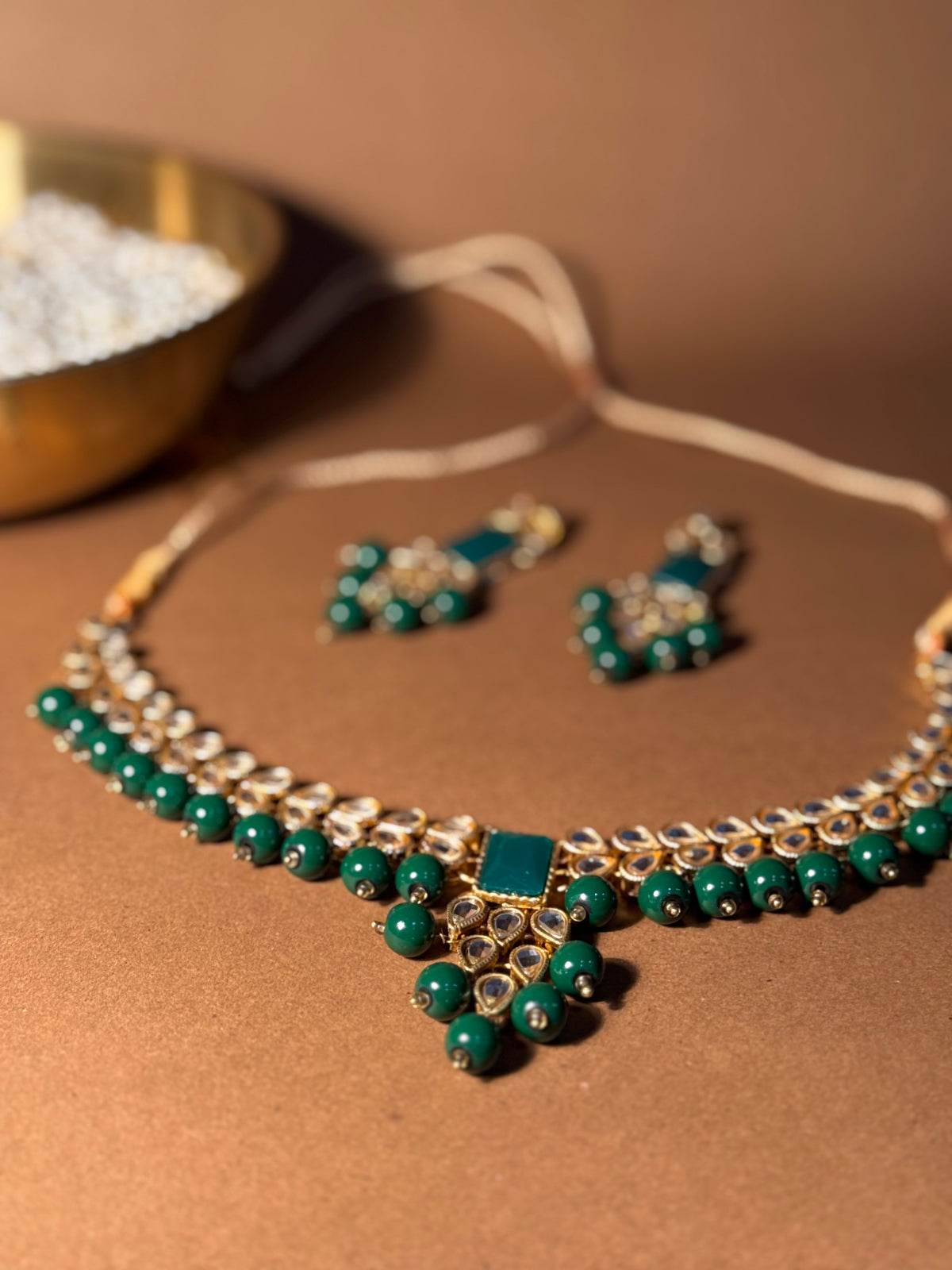 Kundan sheesha - green