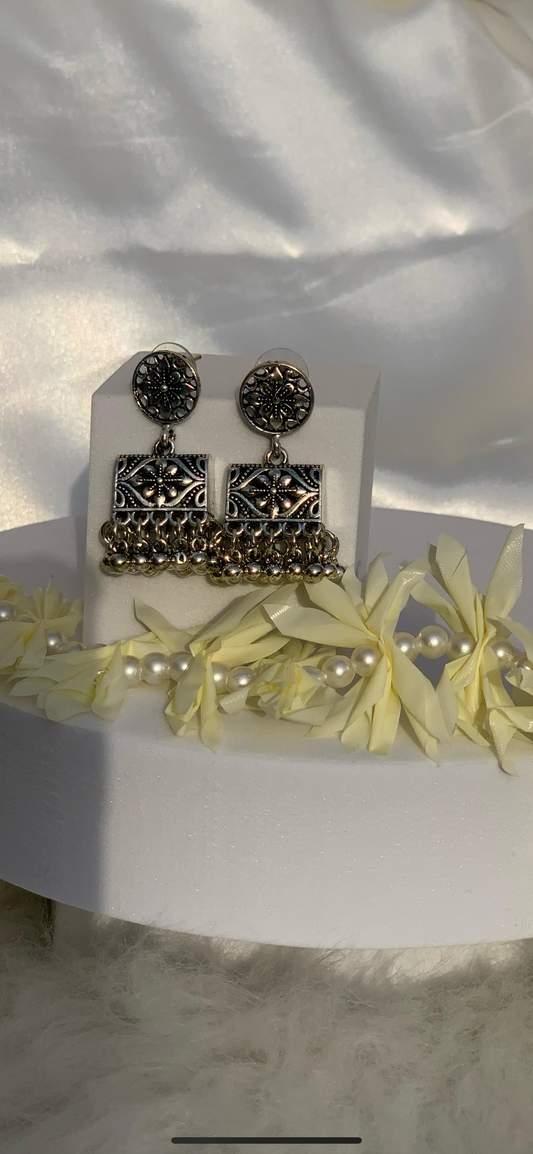 Silver Sultana