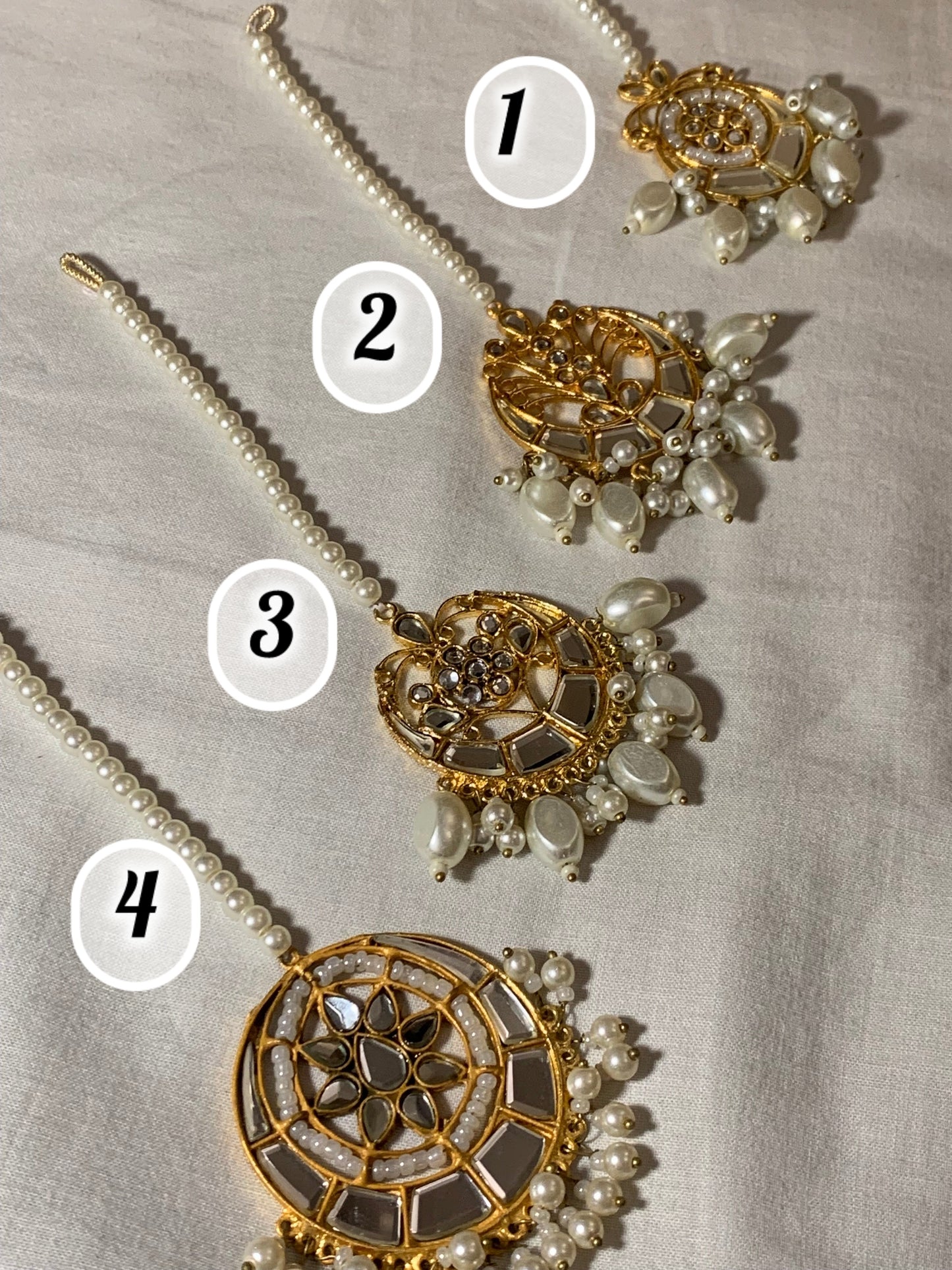BN-15 Bindi - White
