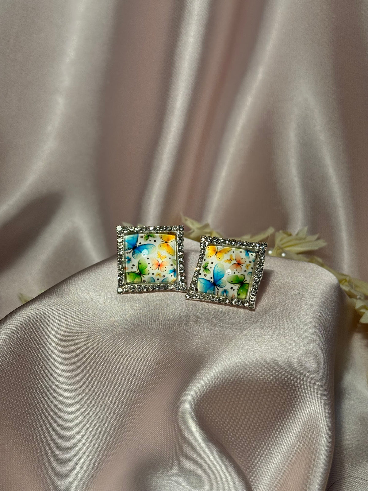 Printed summer breeze square earrings-butterfly