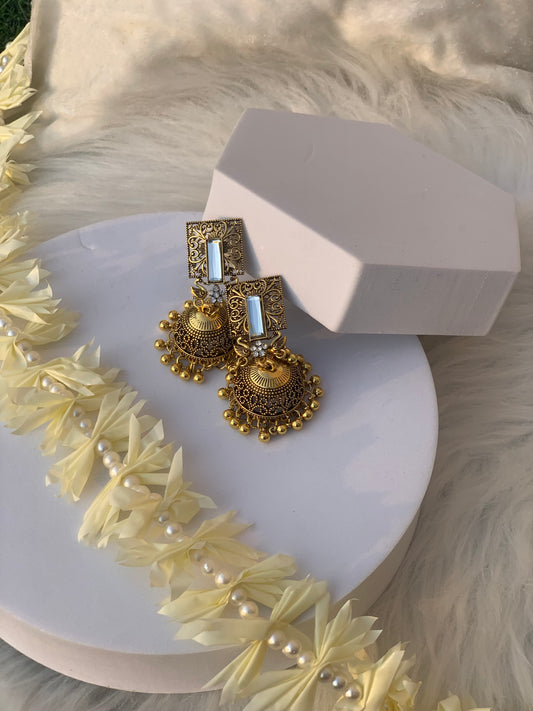 Shahi chakoor Jhumkay - Gold