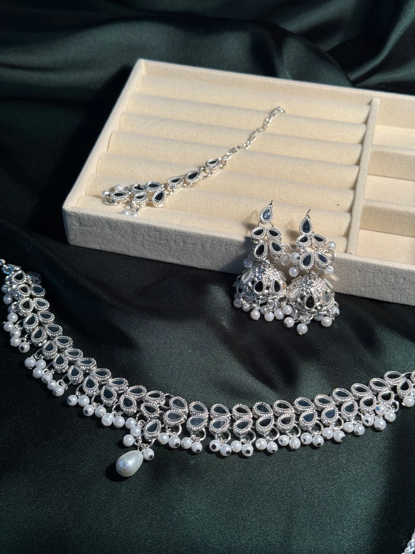 Sitara Pearl Set