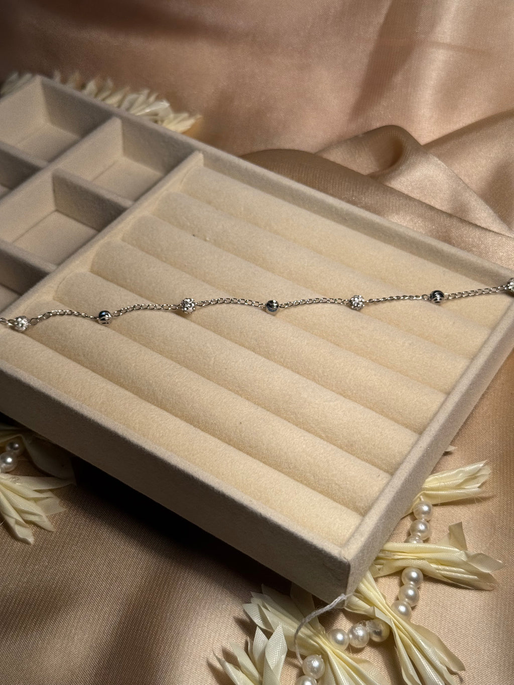 Zohra Anklet - silver sparkling balls
