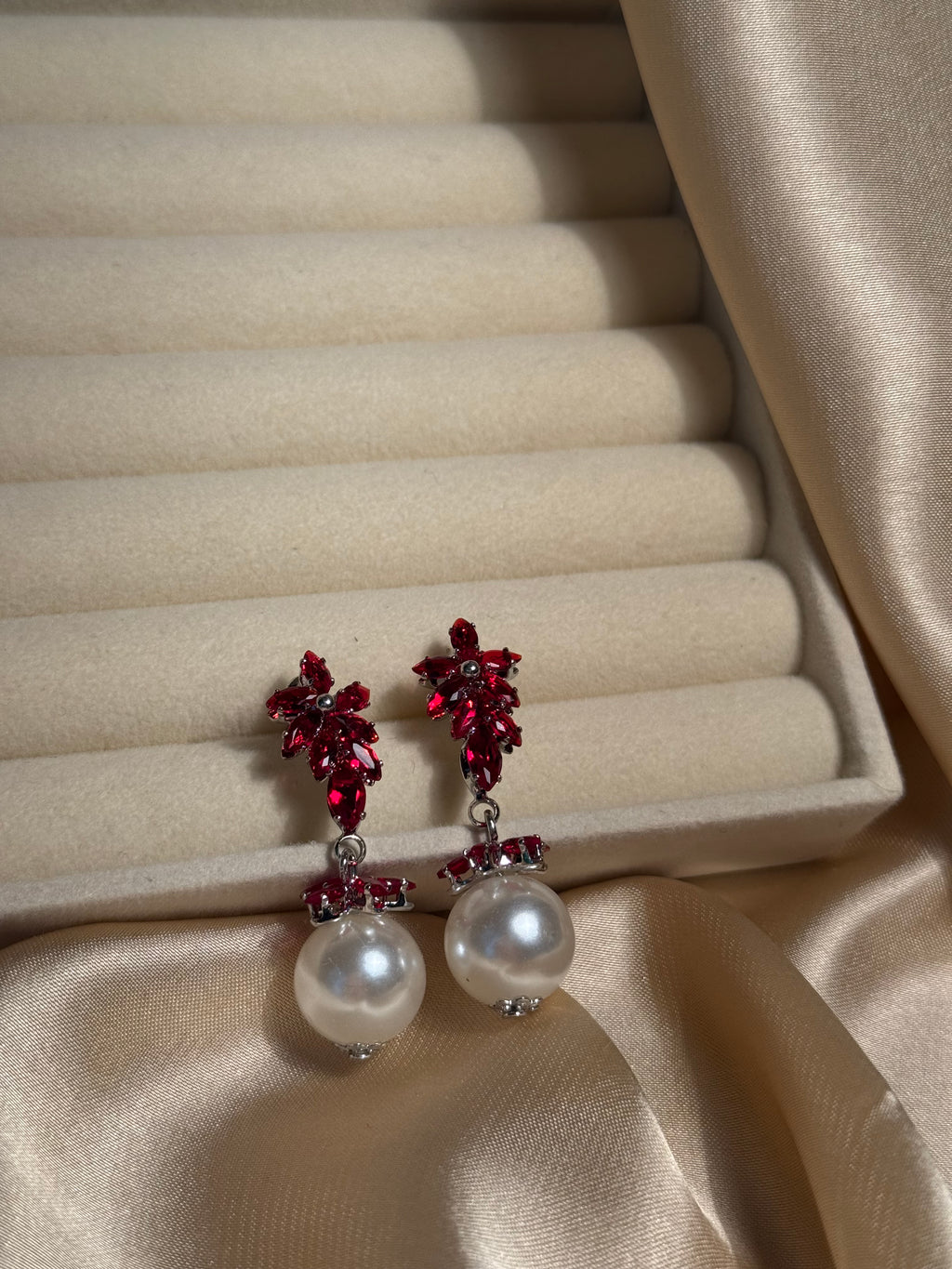 Rosette Pearl-red
