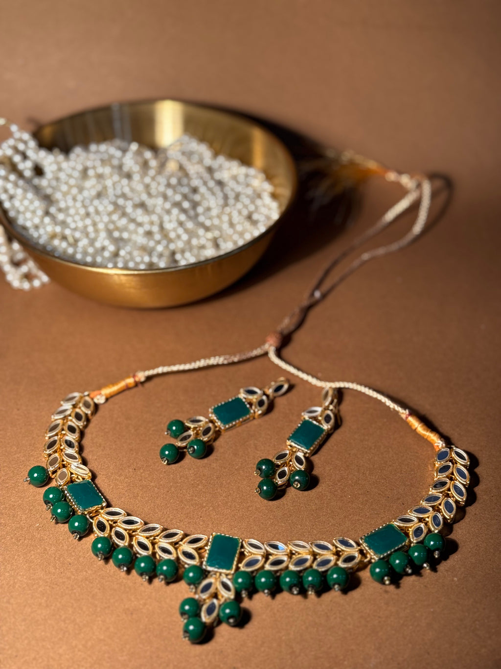 Kundan sheesha - green
