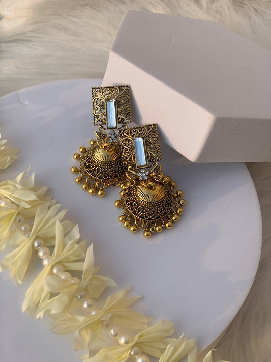Shahi chakoor Jhumkay - Gold