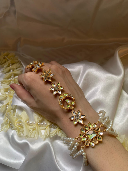 BD-22 Kundan Chand Angla - Gold (White)