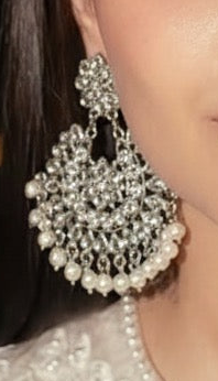 durrefishan Kundan moti - Silver