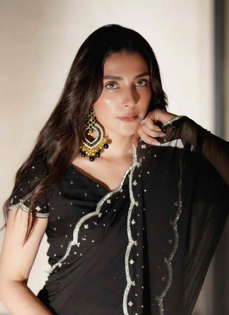 Cham Cham 2.0 black(Sheharbano)