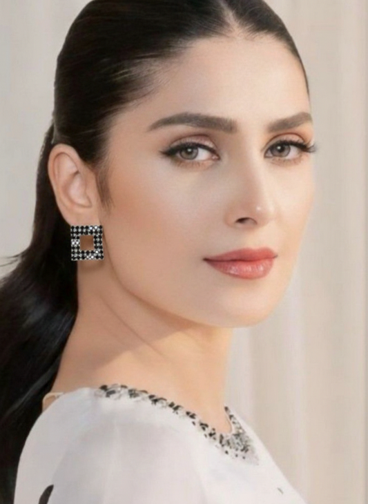 Black square(Mahnoorbano)