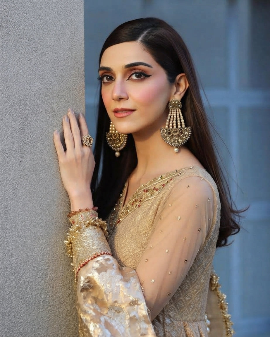 Jhoom - NAZ colection - antique and beige