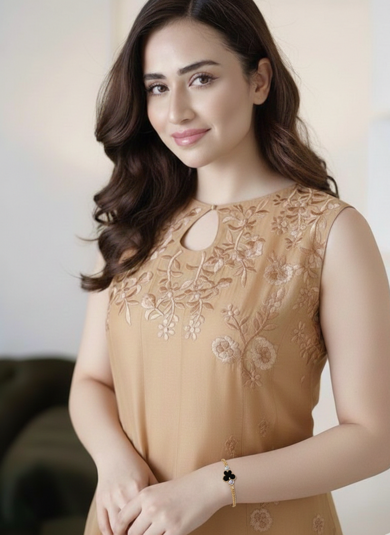 butterfly bracelet black and gold(Mahnoorbano)