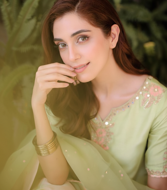 Gold Metal bangles (12 Pcs)