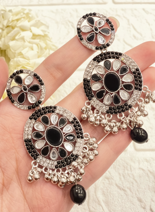 Fatima earring black and silver(Sheharbano)