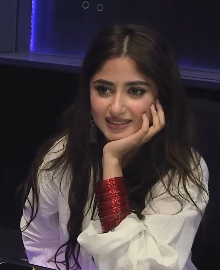 Sajal aly inspired Glass bangles - Maroon - 12