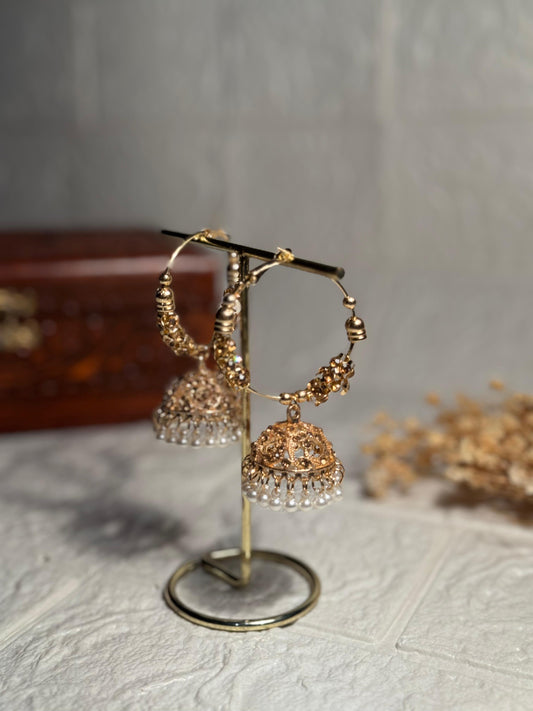 Bano Bali - gold with white beads