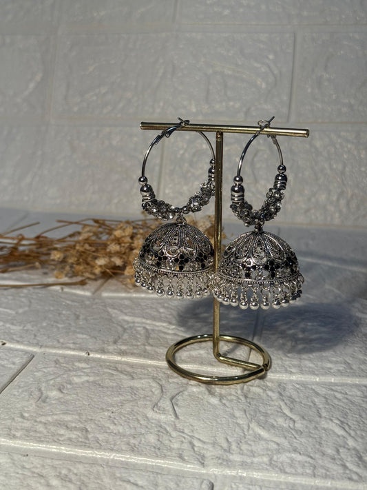 Bano Bali - silver with black beads
