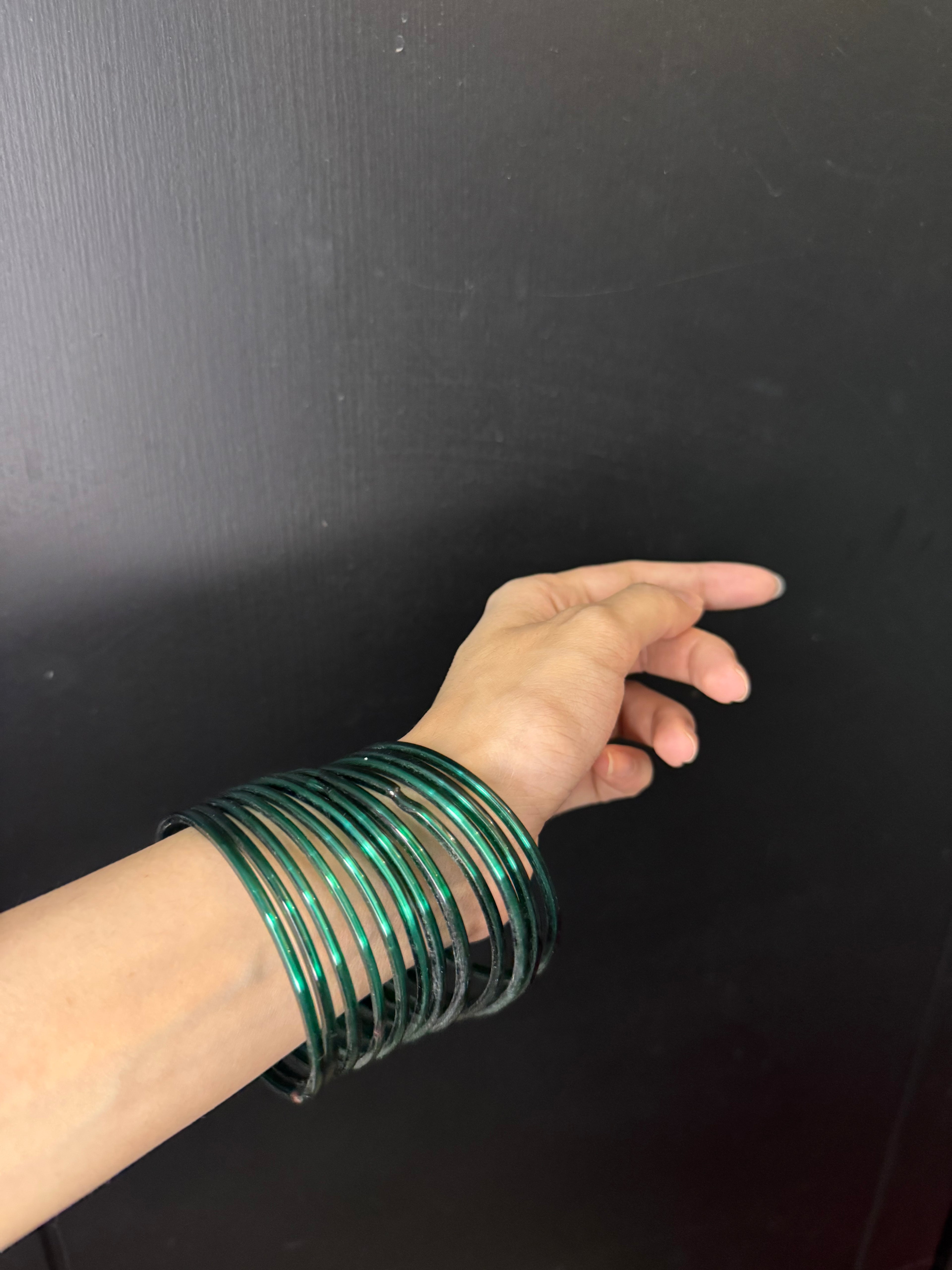 Green glass bangles-12 (Aik darjan)
