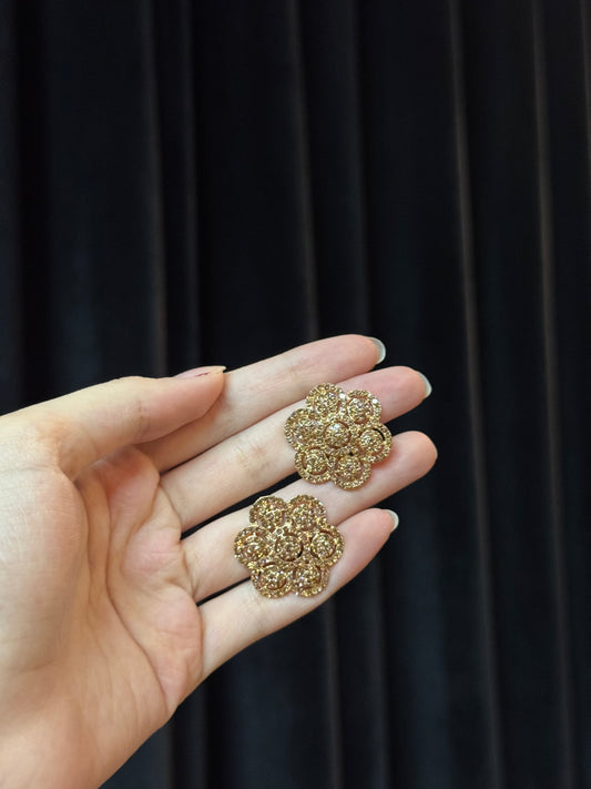 Floral copper- eid collection