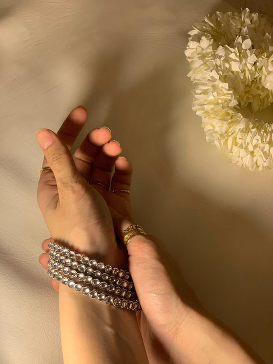 Silver Kundan Karay (4 Pieces)