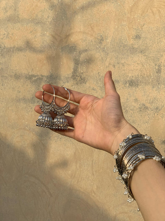 Silver Jhumkay and Bangles Set