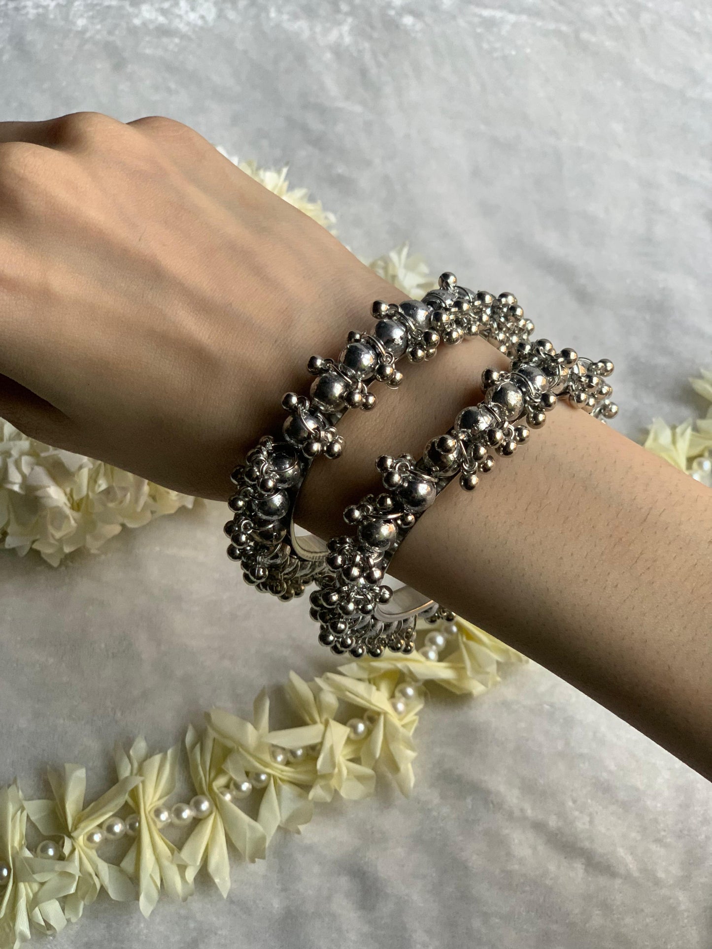 Pearl Beaded Karray (Silver)
