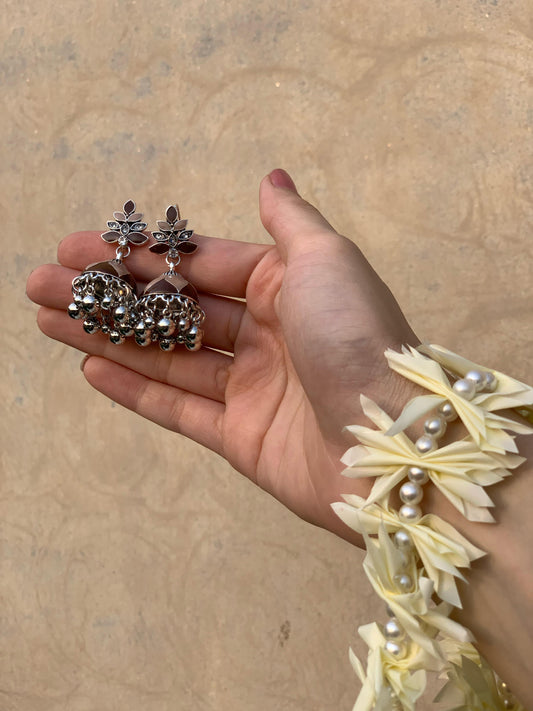 Chandi Sitara Jhumkay - Brown