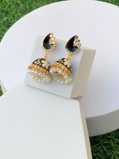 Meena Jhumkay (Black)