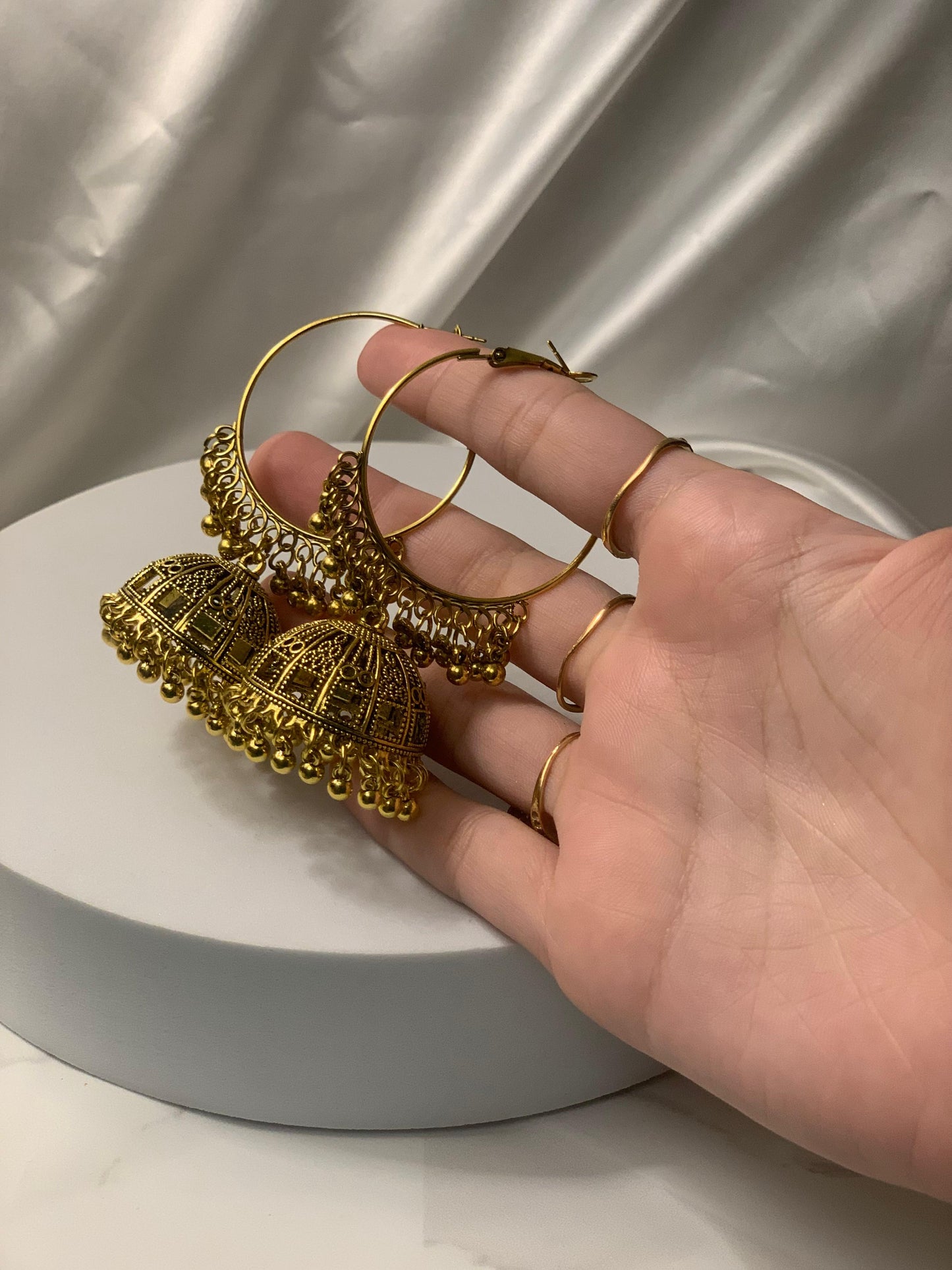Sheesha Bali Jhumkay - Gold