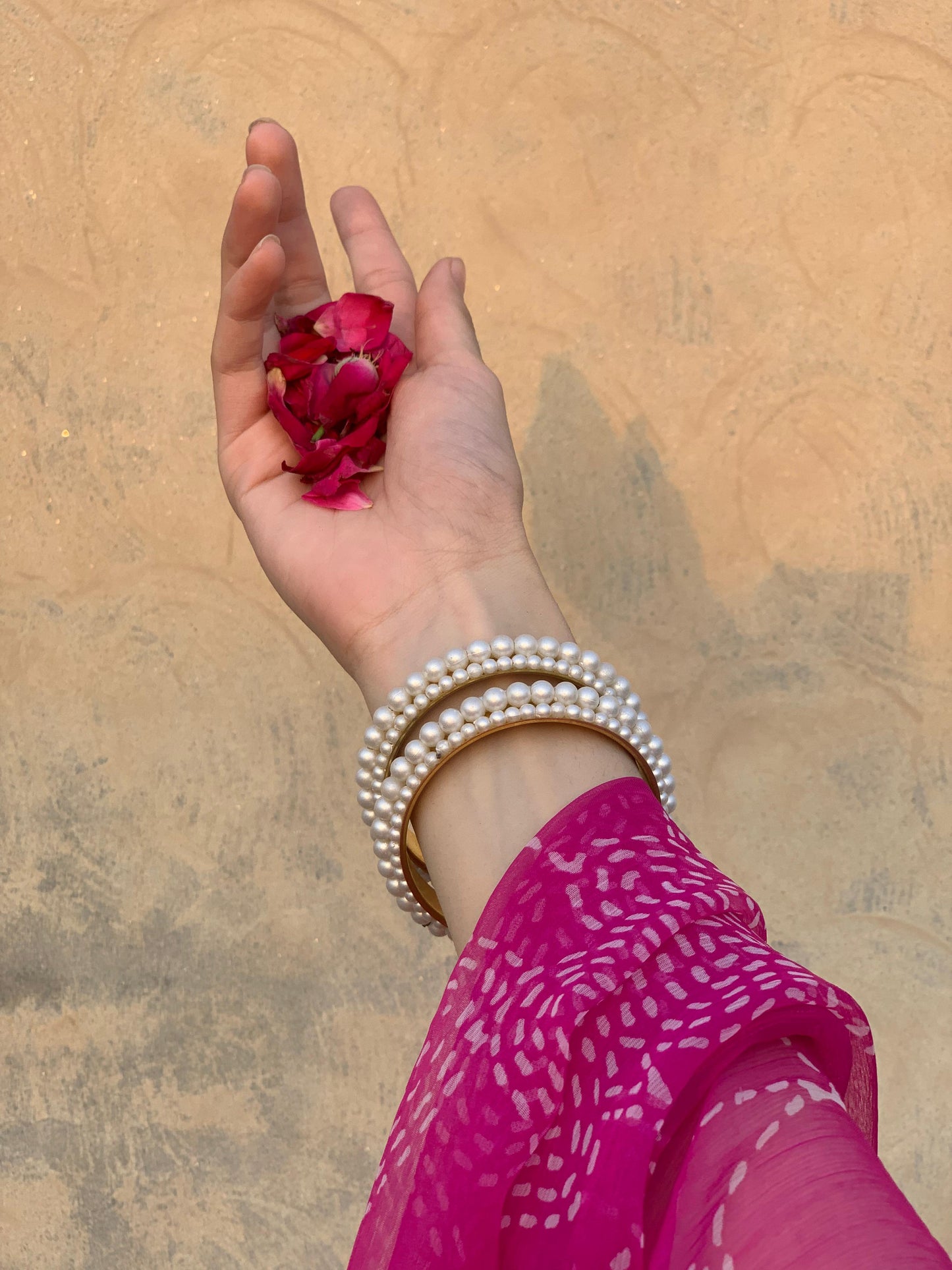 Double sided pearl karray