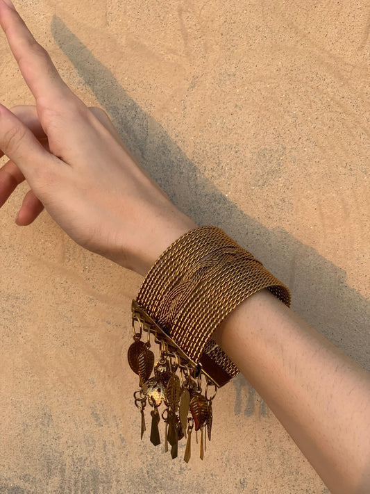 Karra (N) Antique Gold