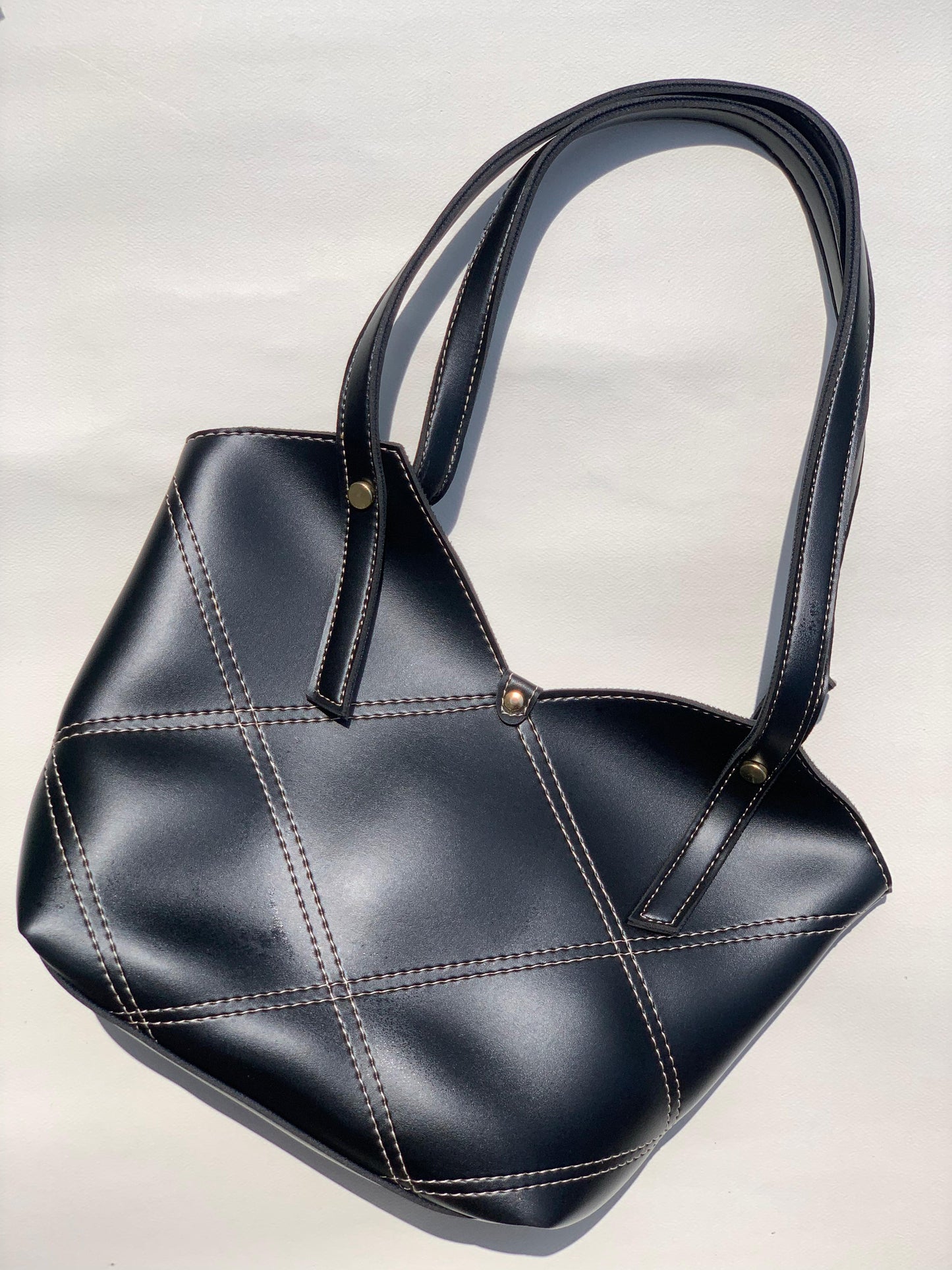 SW-005 Dipped V Bagg - Black