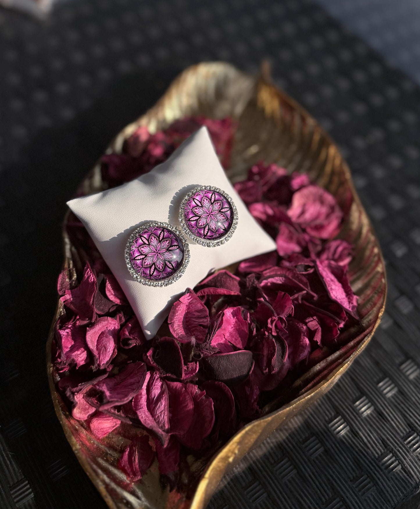 Summer bedazzled round earring - Purple