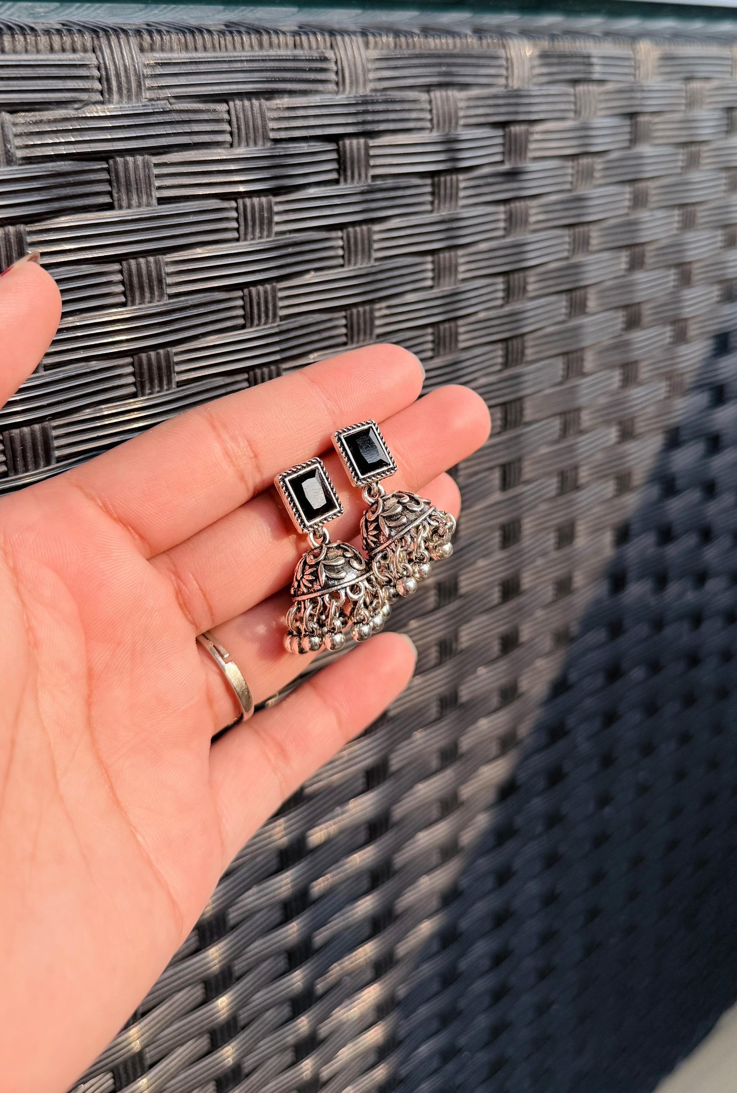 Chandi chakoor Jhumki - Black