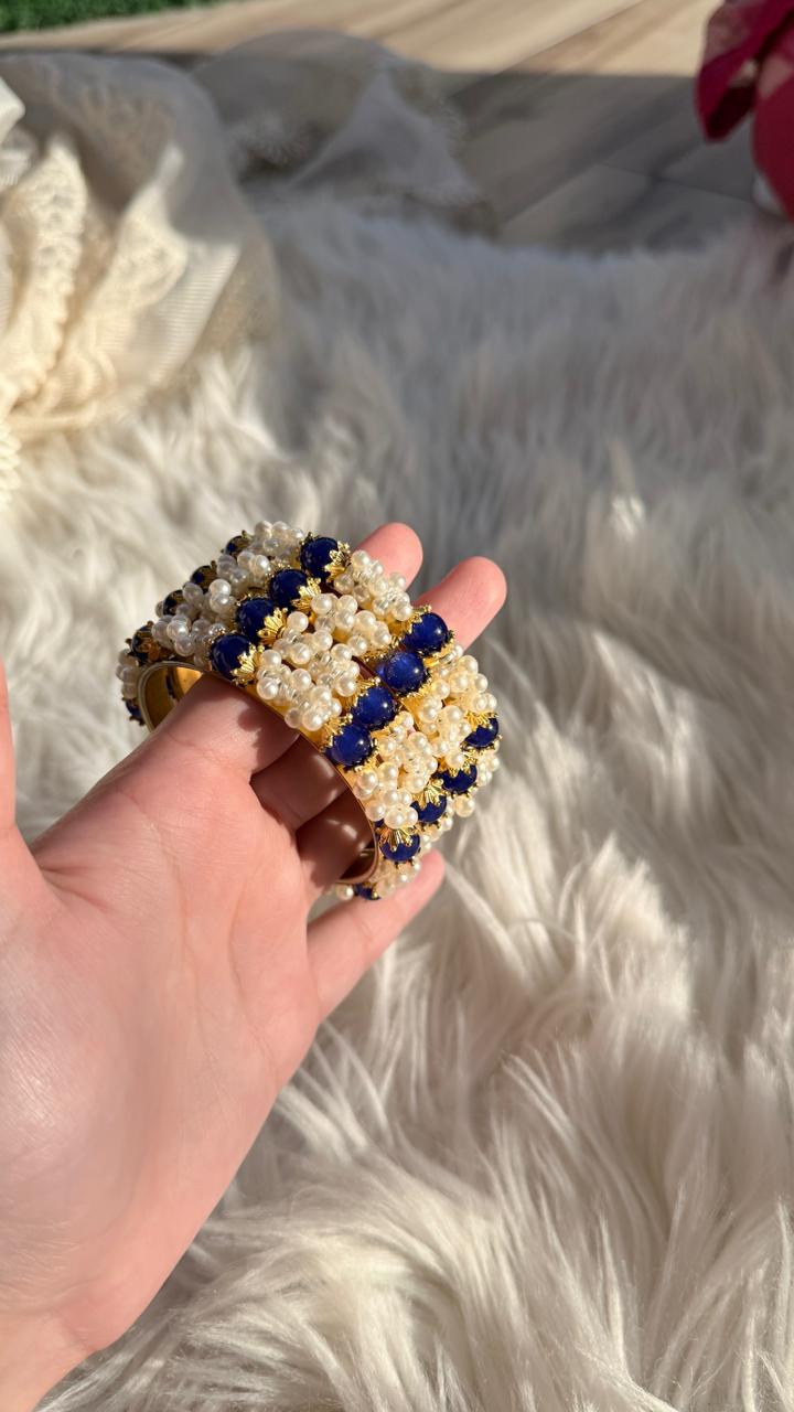 Muskan moti karray - Blue