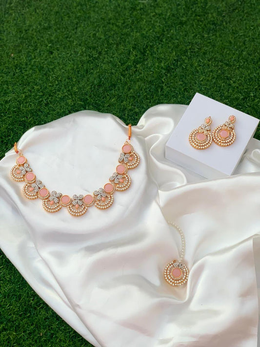 nourah phool bedazzled - Pink